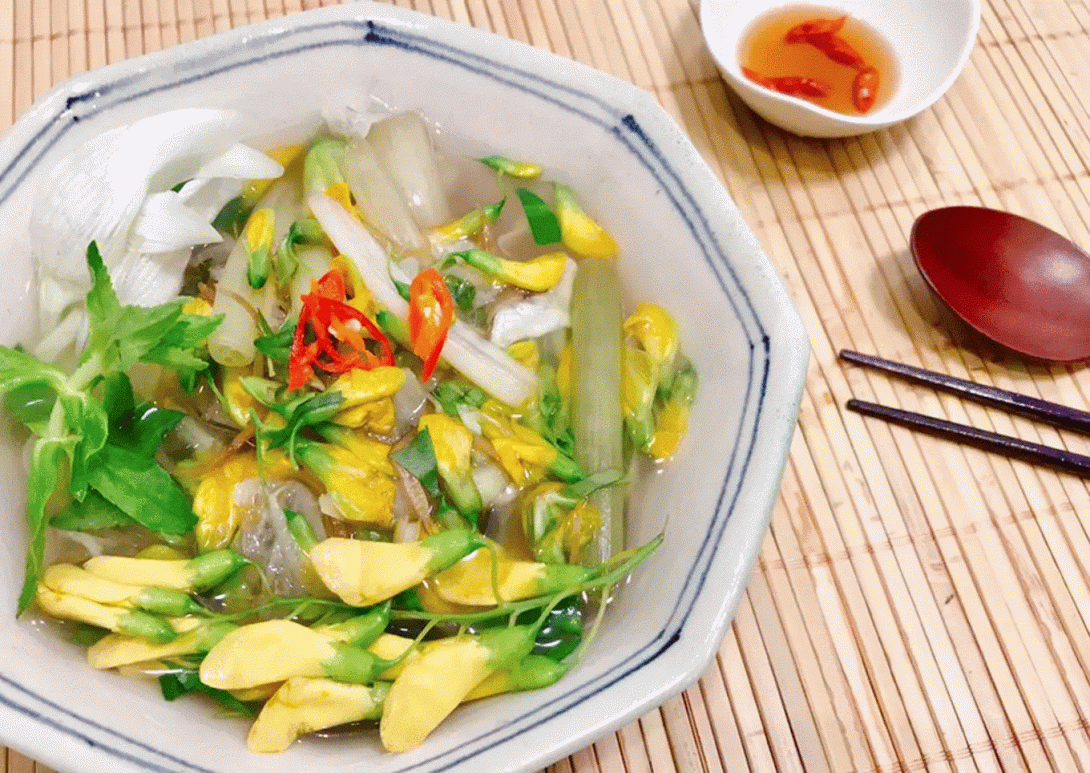 Canh chua mẻ