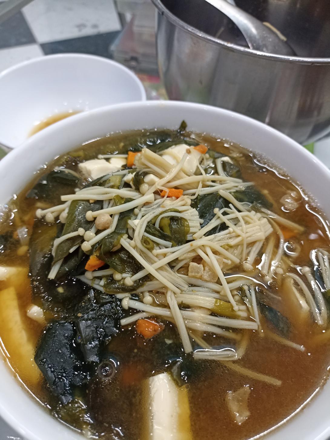 Canh rong biển miso