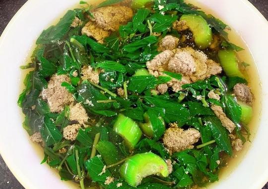 Canh rau đay trắng