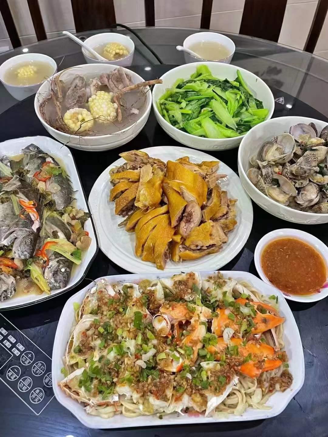 Bữa cơm đoàn viên