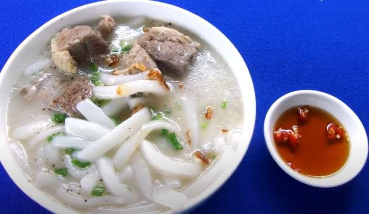 Bát bánh canh