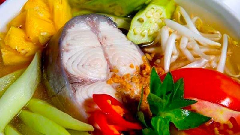 Cá Hú Nấu Canh Chua Miền Tây 