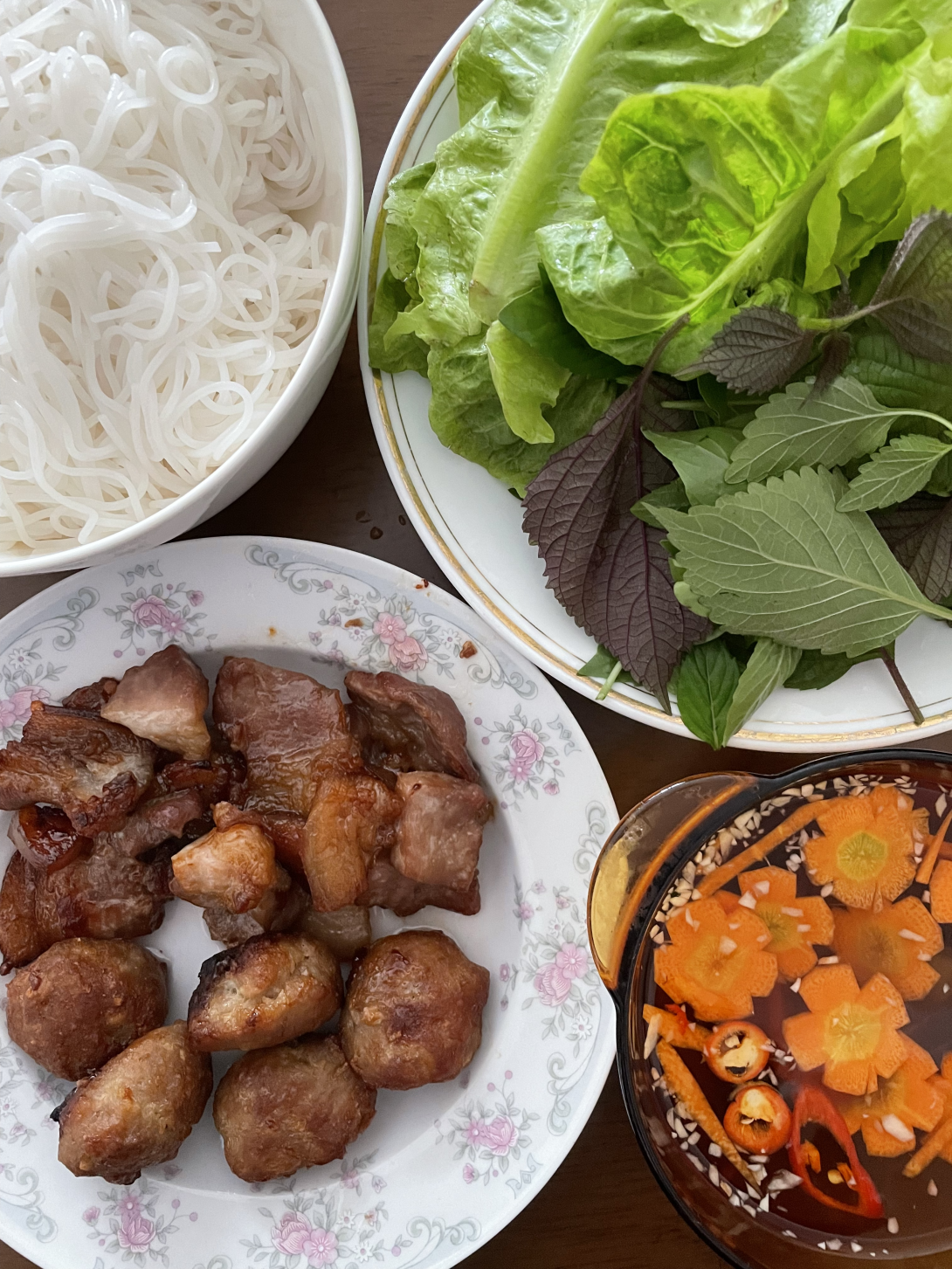 Bún thịt nướng (nồi chiên không dầu)