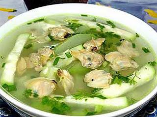 Canh hến nấu bầu