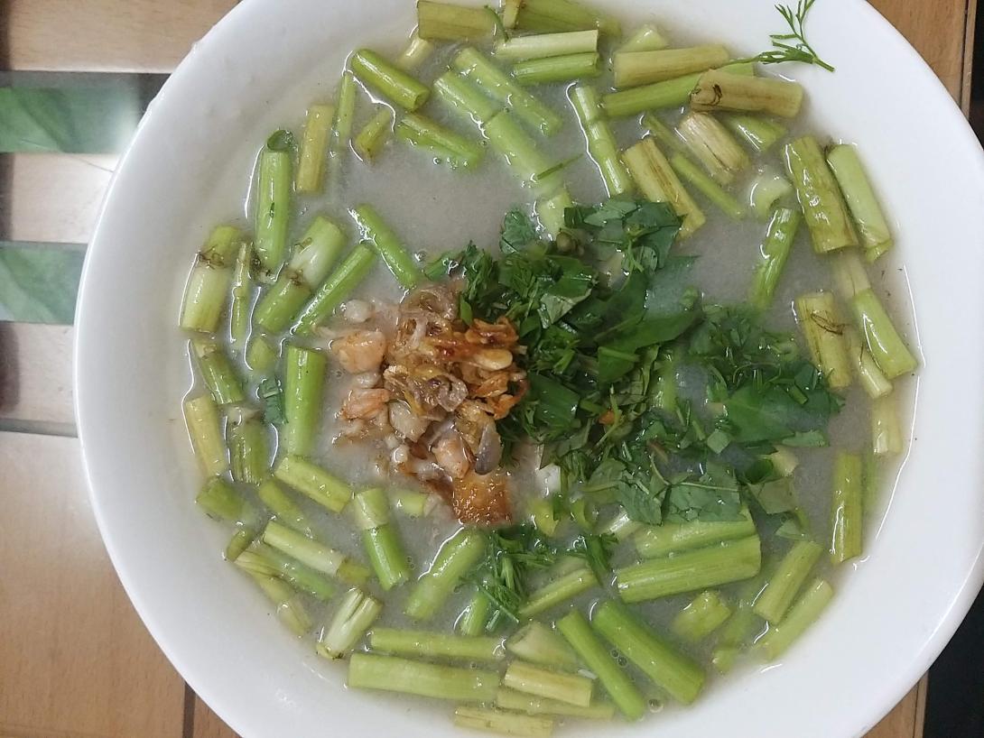 Canh củ nấu cá 