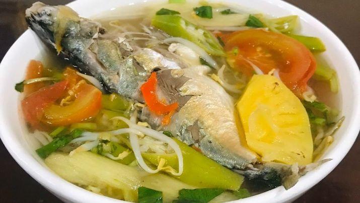 Cá bạc má nấu canh chua