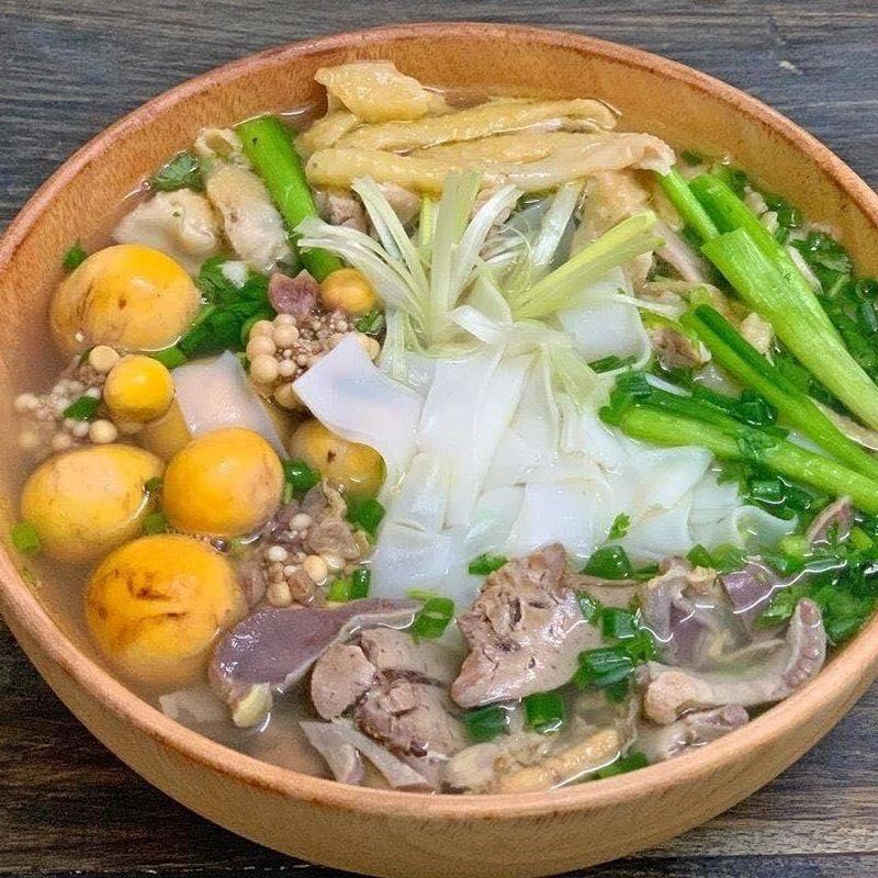 Phở gà nước