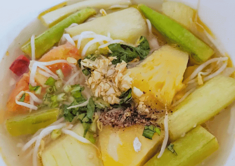 Canh chua cá basa