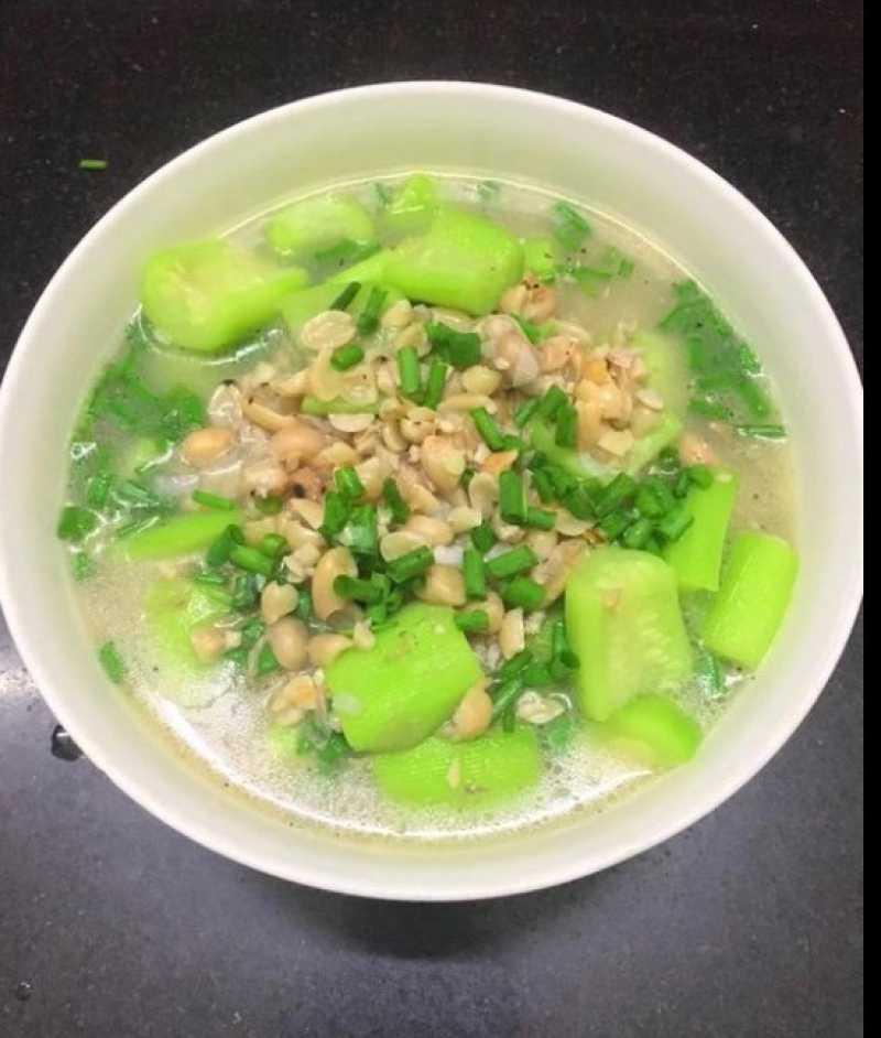 Canh mướp nấu lạc