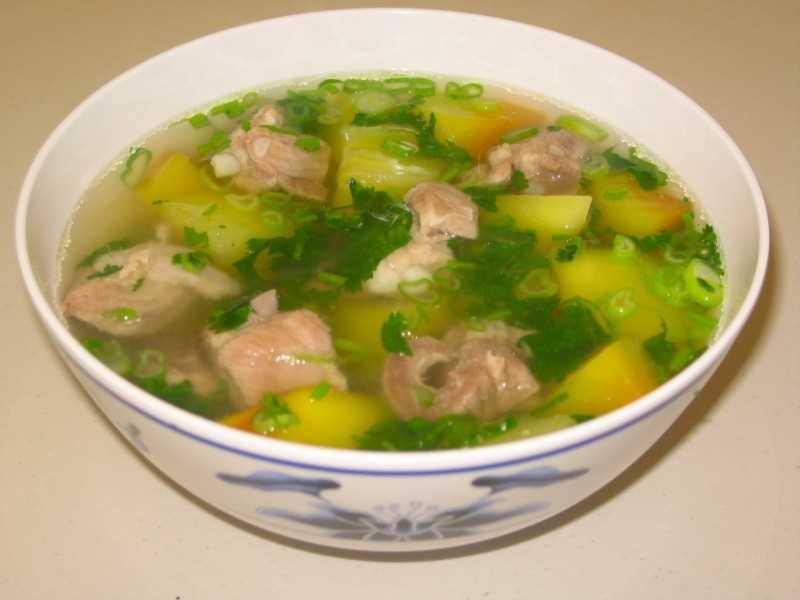 Canh gà bí xanh