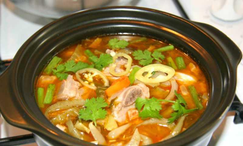 Canh củ cải sườn non