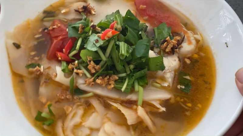 Cá mó nấu canh chua