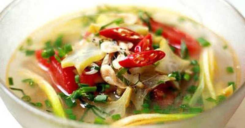 Canh chua tép đồng nấu khế