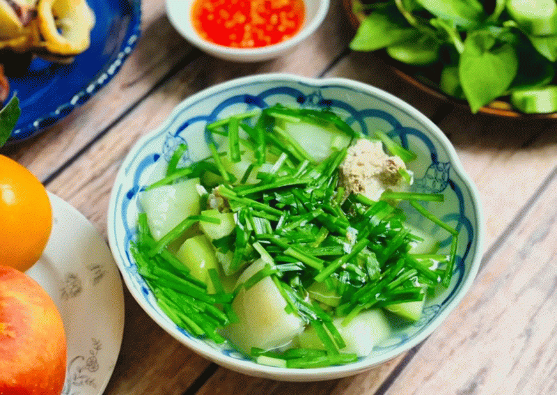 Canh bầu nấu xương heo