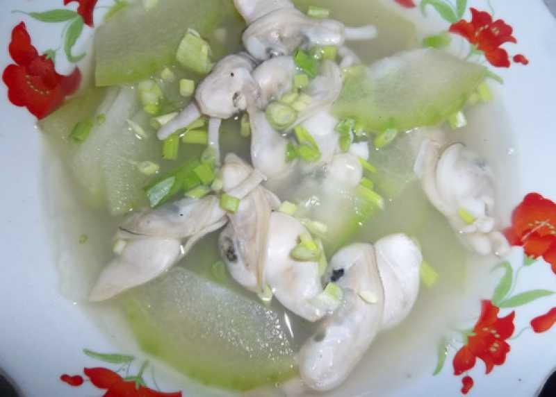 Canh bí đao nấu sò phi