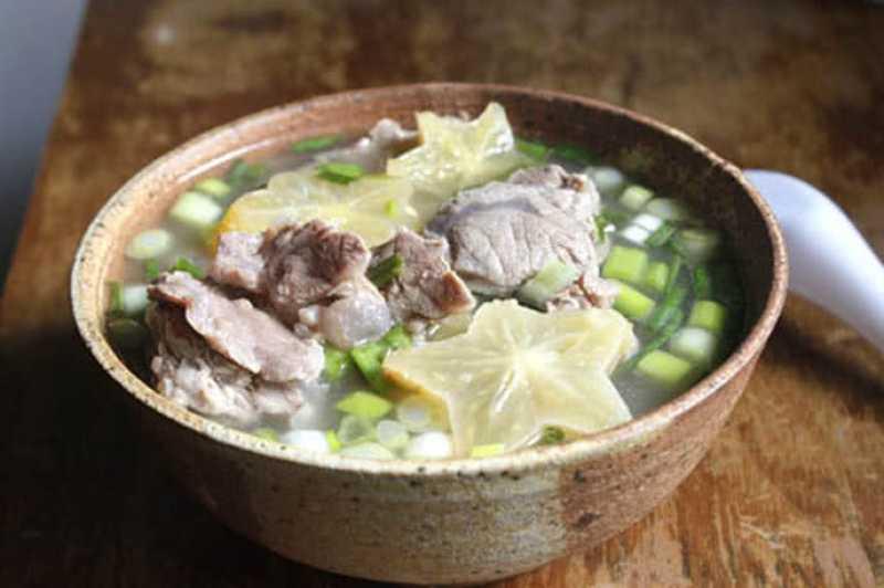 Canh bắp bò nấu khế