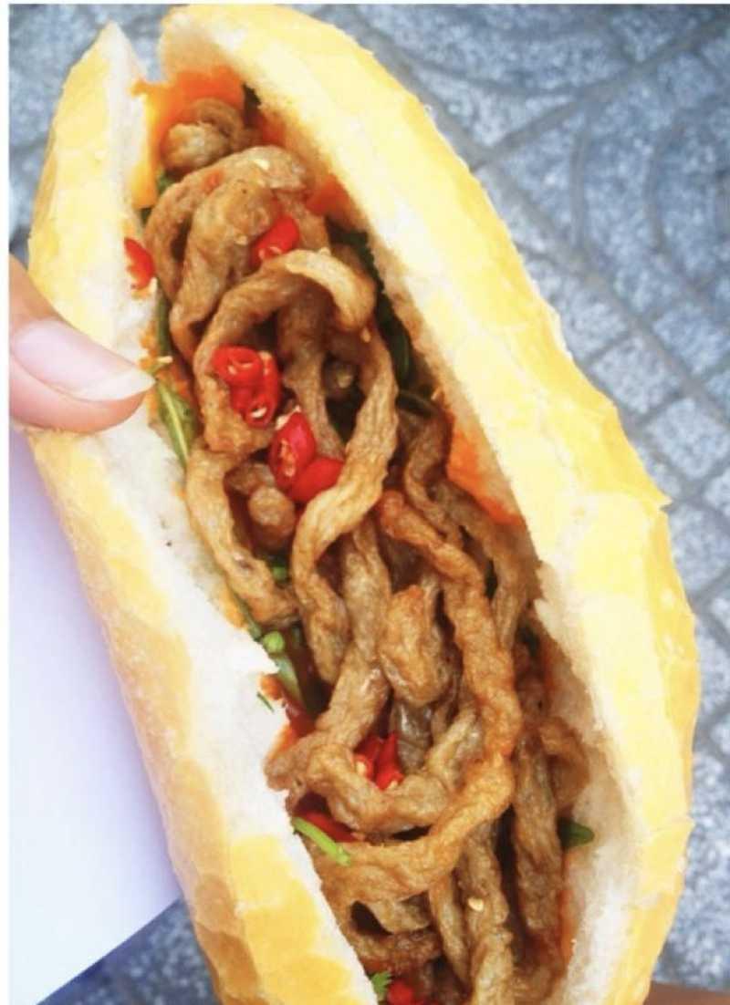 Bánh mì chả cá