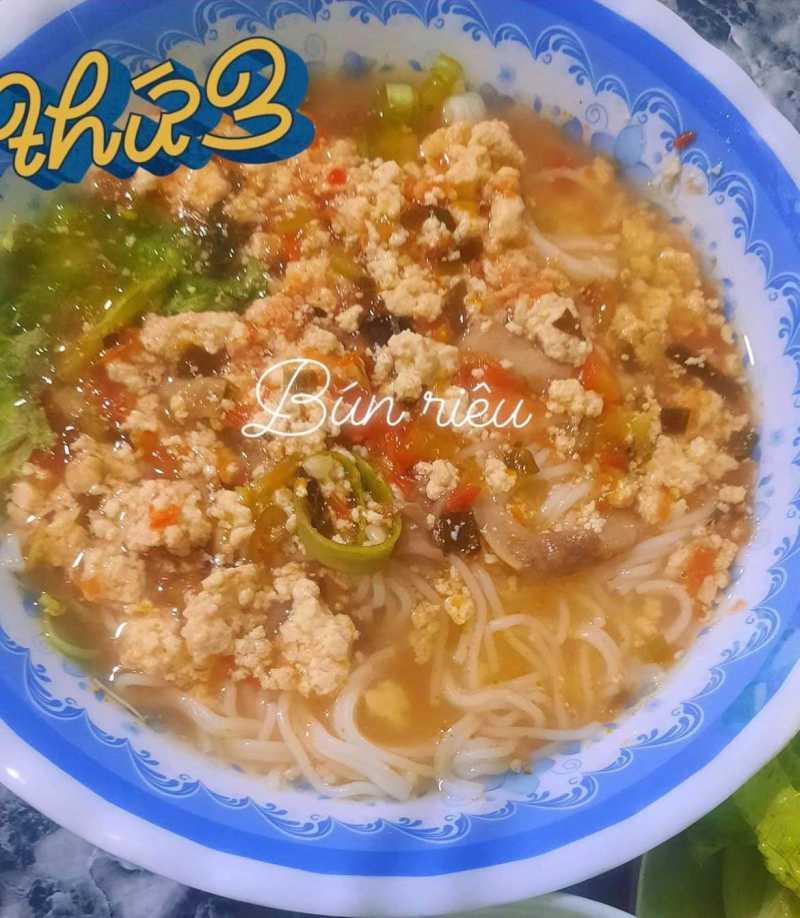 Bún riêu 