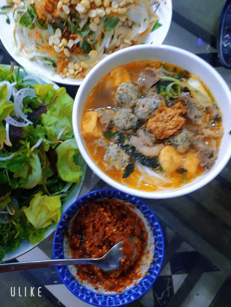 Đào Thùy Linh - Cảnh Riêu cua