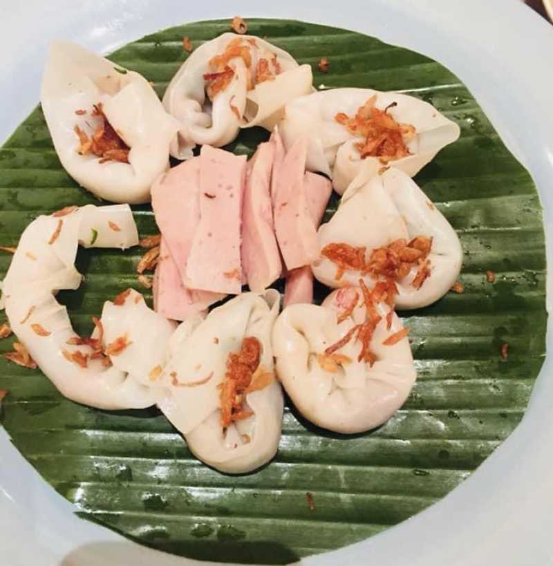 Bánh ướt chả lụa