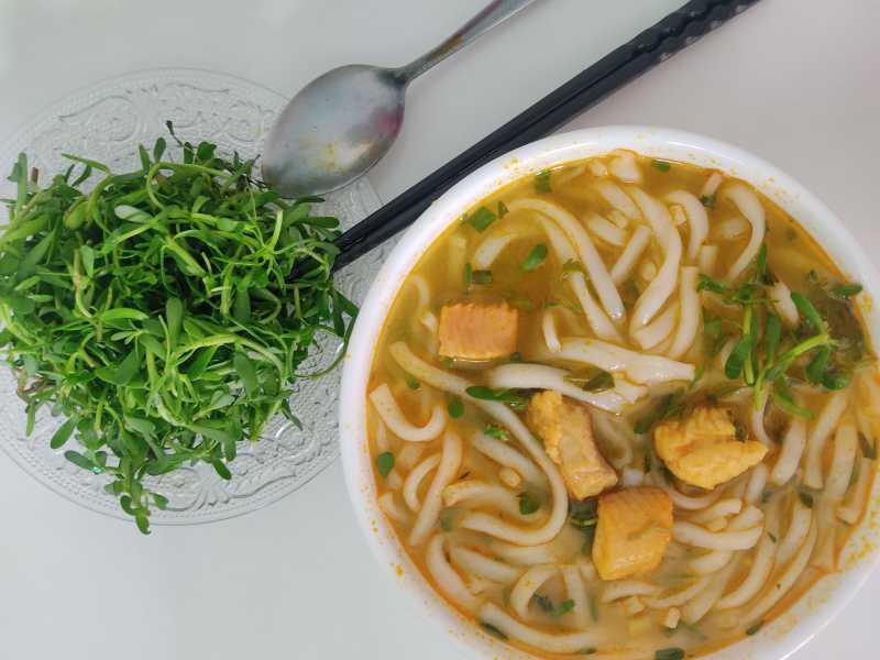 Bánh canh cá lóc