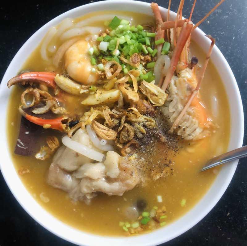 Bánh canh tôm cua