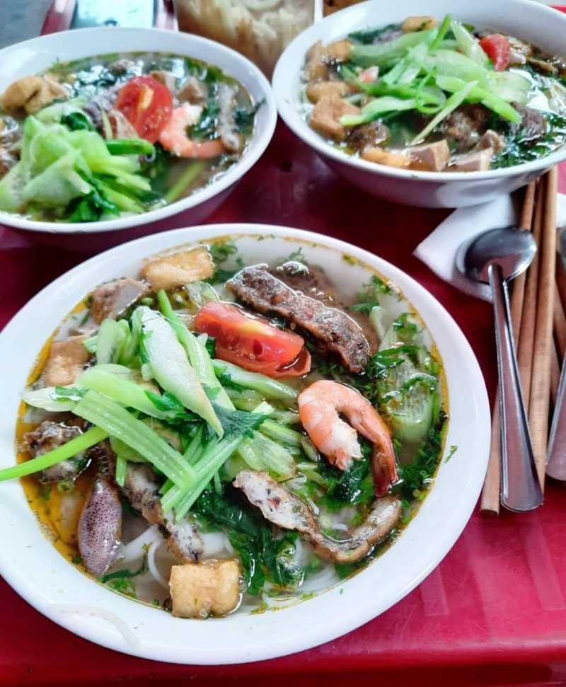 Bún hải sản thành vinh