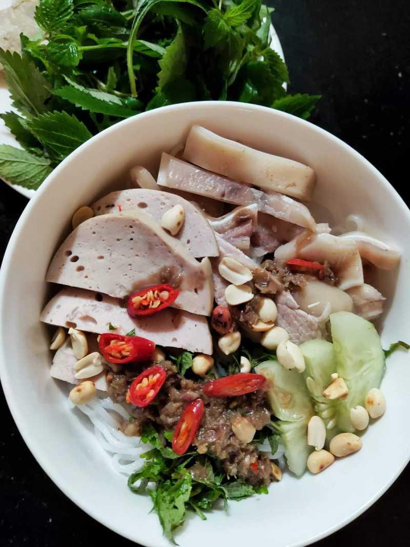 Bún thịt nướng 