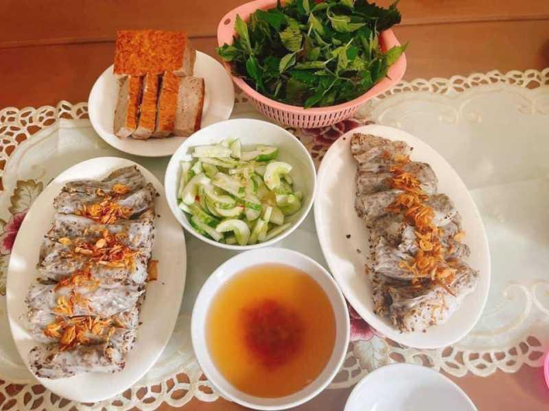 Bánh cuốn chả quế