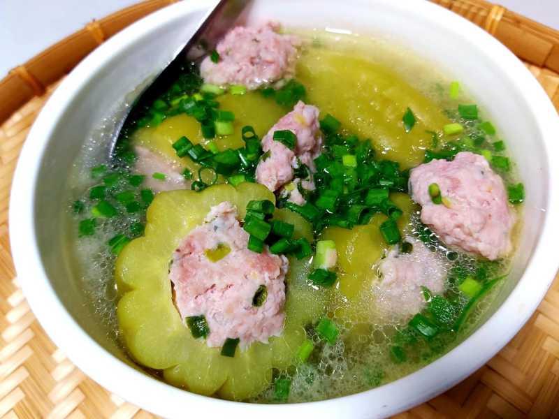 Canh khổ qua dồn thịt