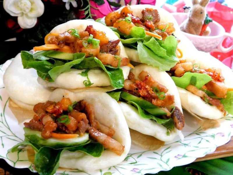 Bánh Bao Kẹp Thịt