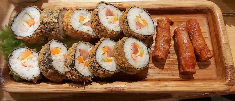 Sushi cuộn chiên xù