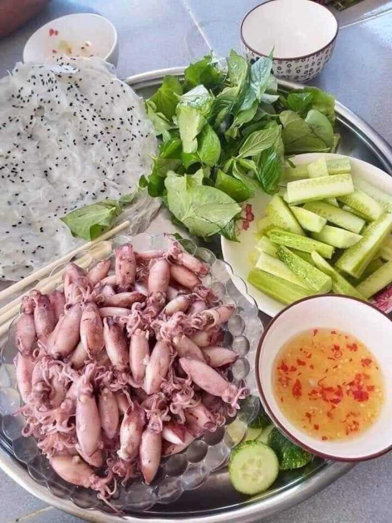 Mực hấp gừng 