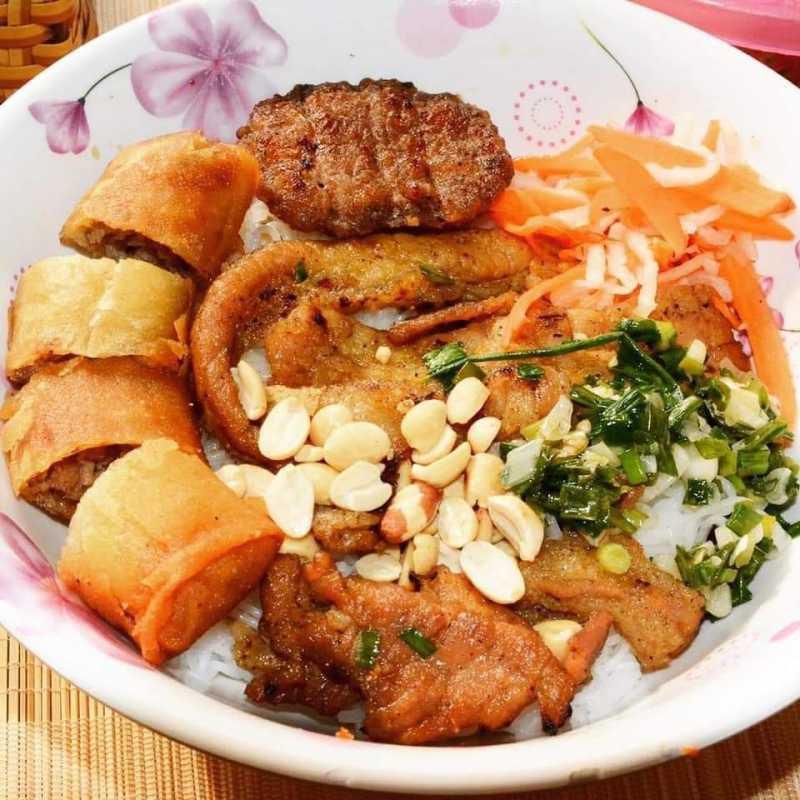 Bún thịt nướng 