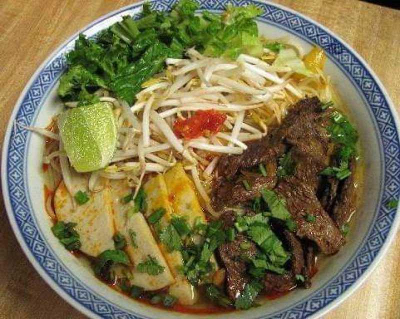 Bún lèo chả cá 