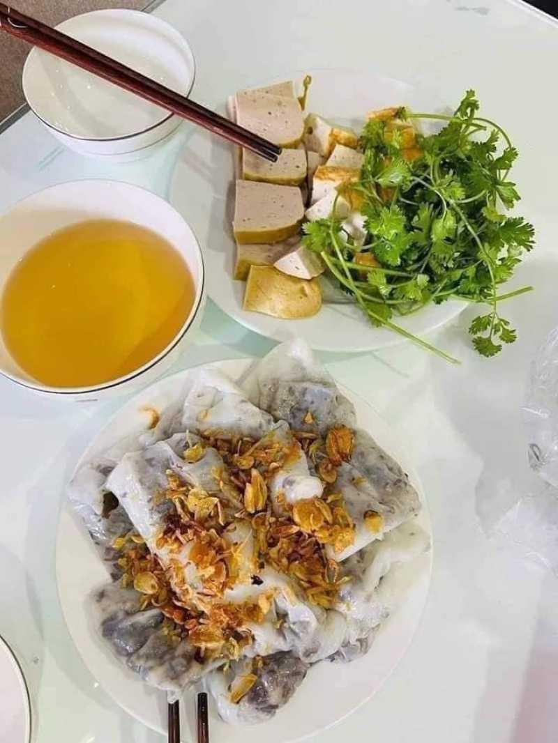 Bánh cuốn chả