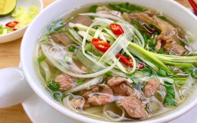 Món phở bò  Hà Nội 