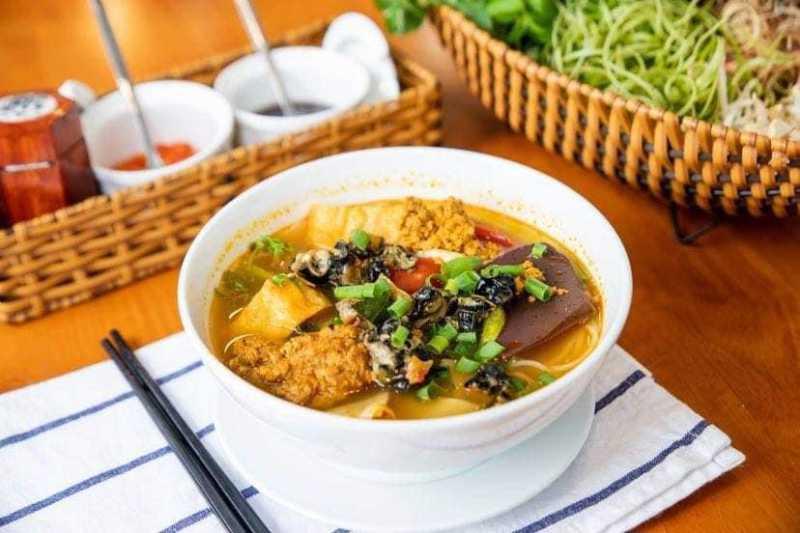 Bánh Canh Chả Cua