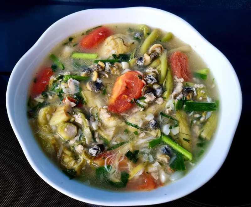 Canh bồng khoai nấu ốc