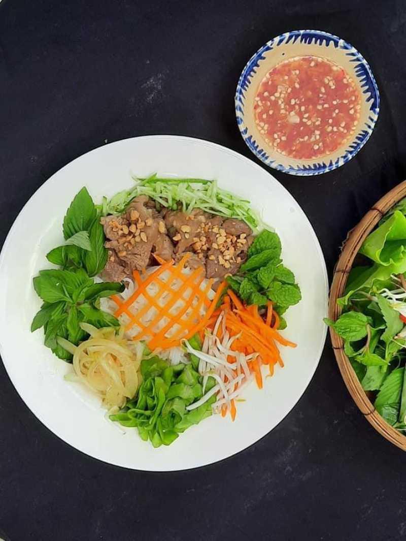 Bún bò Nam bộ