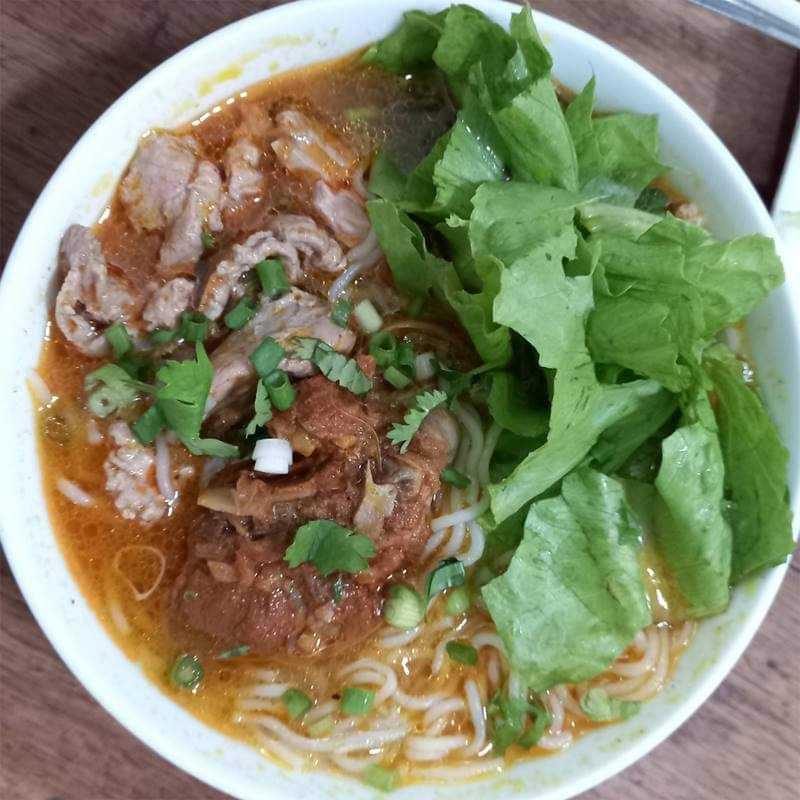 Bún bò xương heo 