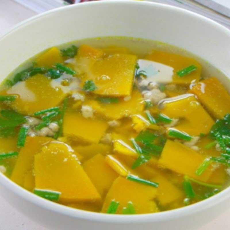 Canh bí đỏ thịt bằm