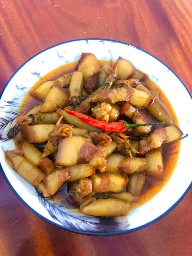 Thịt kho