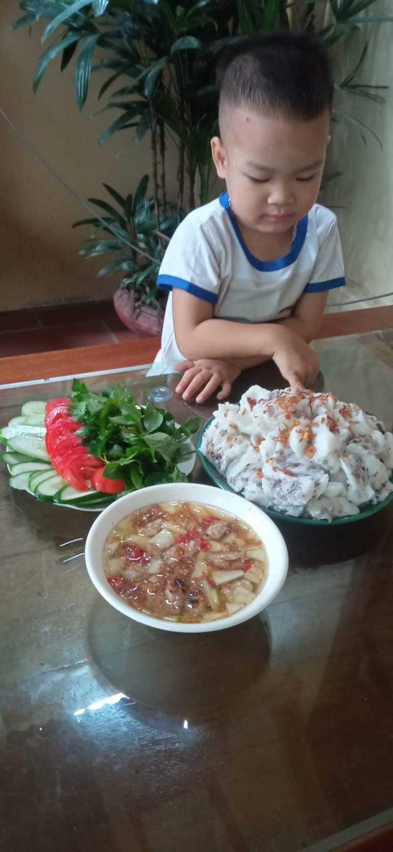 Bánh cuốn chả 